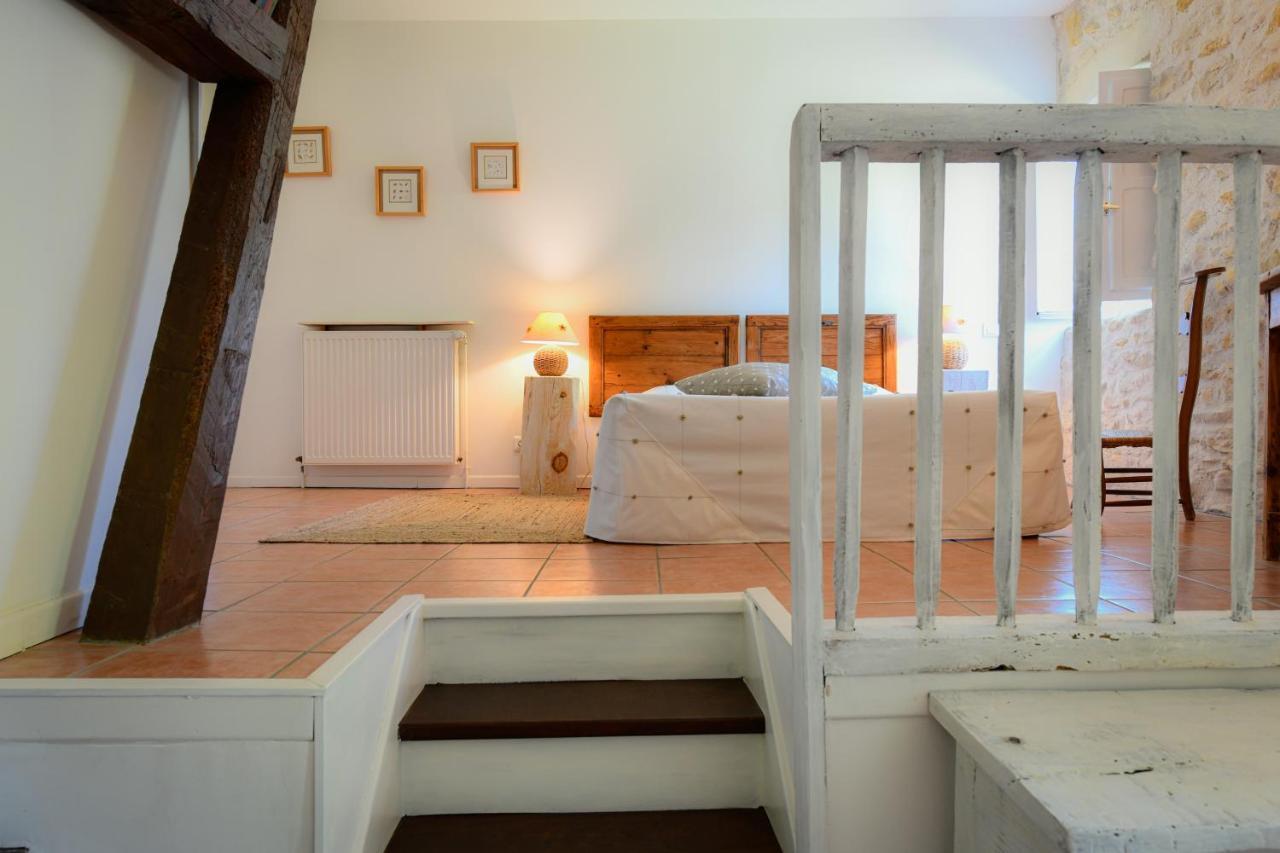 Lasseube La Ferme Dague Bed & Breakfast エクステリア 写真